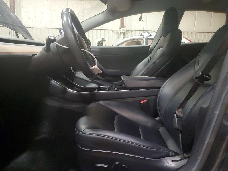 2018 TESLA MODEL 3 7