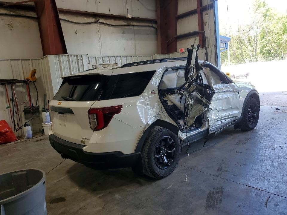 2021 FORD EXPLORER TIMBERLINE 3