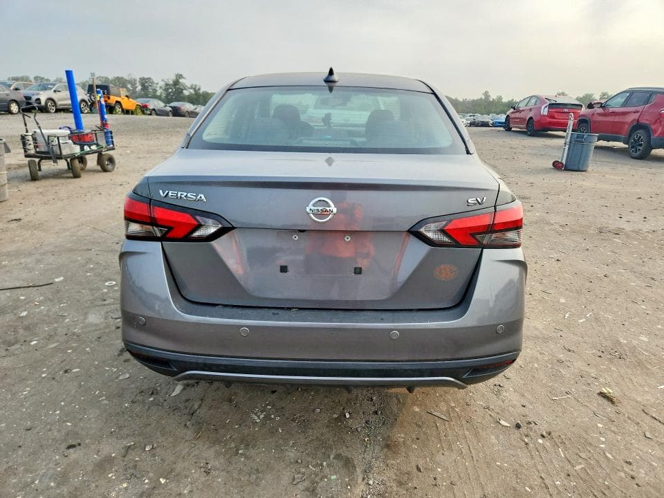 2021 NISSAN VERSA SV 6