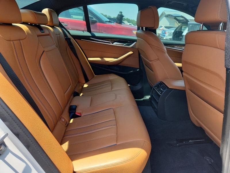 2019 BMW 530 I 10