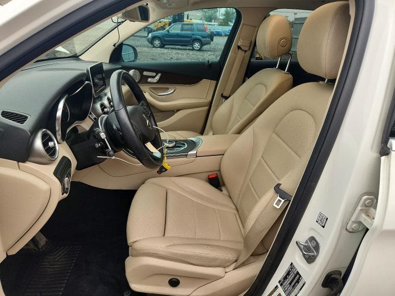2019 MERCEDES-BENZ GLC 350E 7