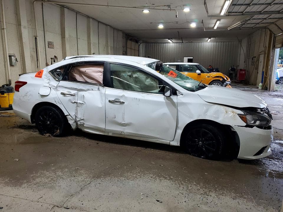 2018 NISSAN SENTRA S 4