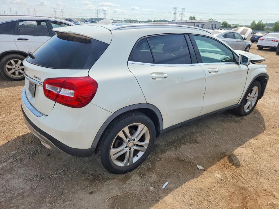 2017 MERCEDES-BENZ GLA 250 4MATIC 250 4MATIC 3