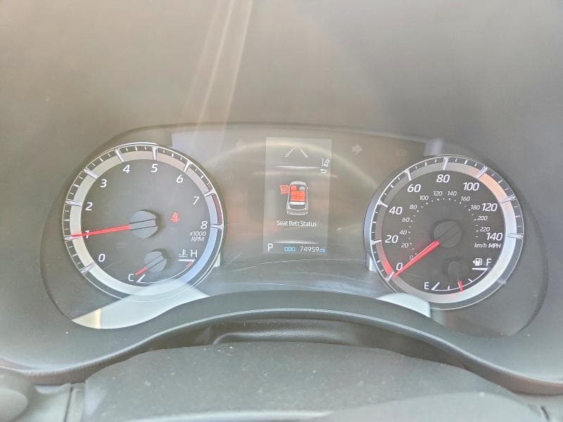 2021 TOYOTA HIGHLANDER L L 9