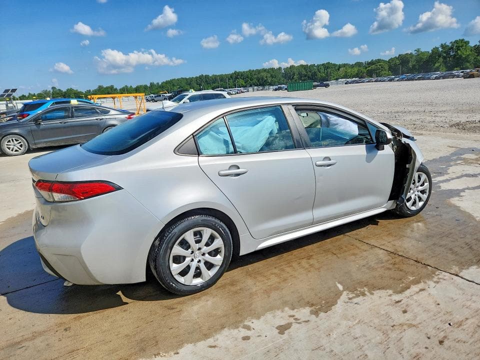2020 TOYOTA COROLLA LE 3