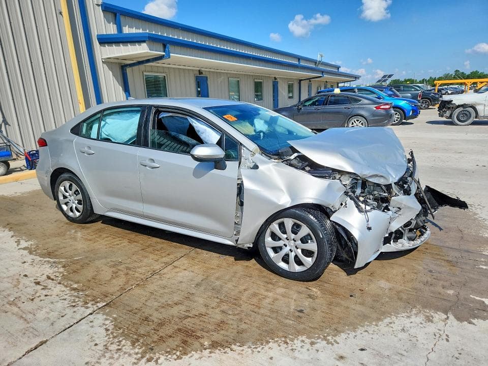 2020 TOYOTA COROLLA LE 4
