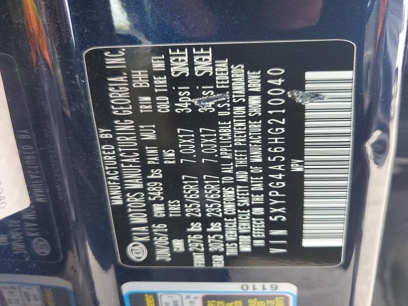 2017 KIA SORENTO LX V6 13