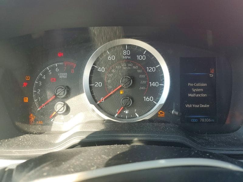 2020 TOYOTA COROLLA SE SE 9