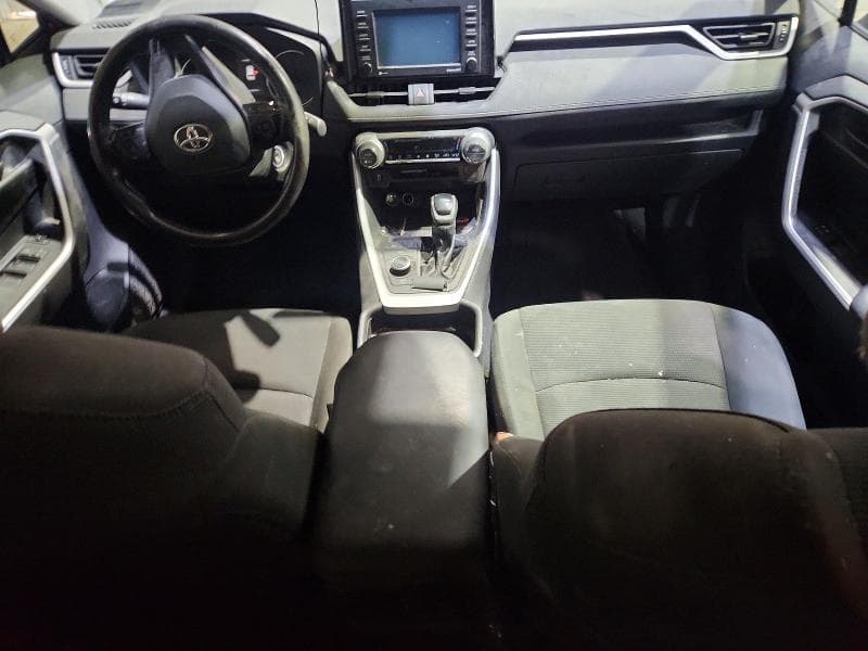 2020 TOYOTA RAV4 LE LE 8
