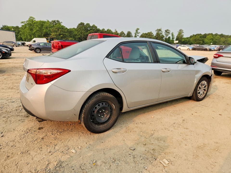 2018 TOYOTA COROLLA LE 3