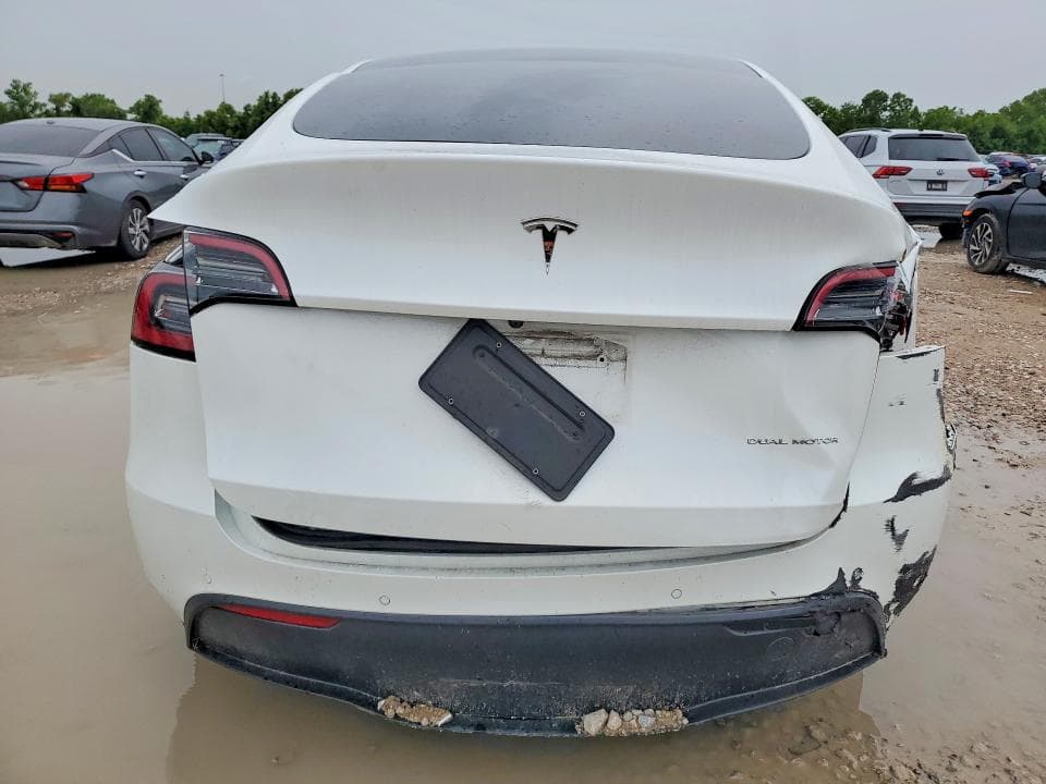 2022 TESLA MODEL Y 6