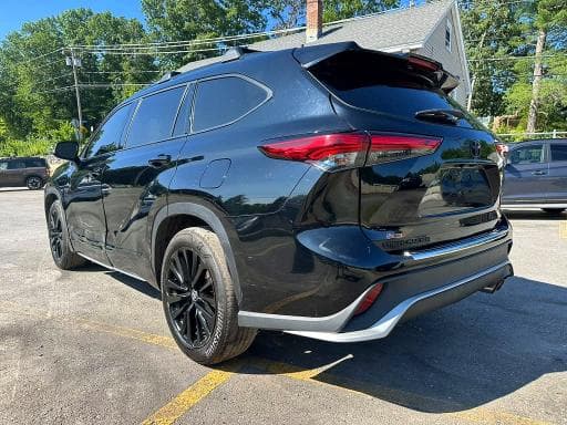 2023 TOYOTA HIGHLANDER XSE 2