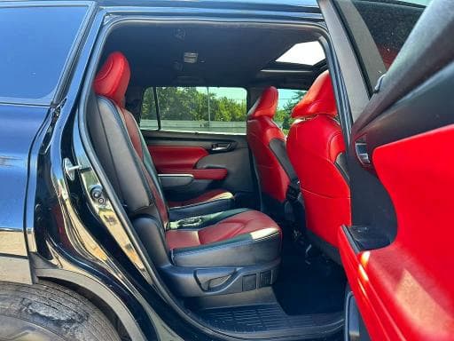 2023 TOYOTA HIGHLANDER XSE 8