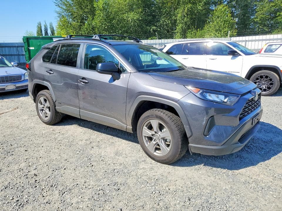 2022 TOYOTA RAV4 LE 4