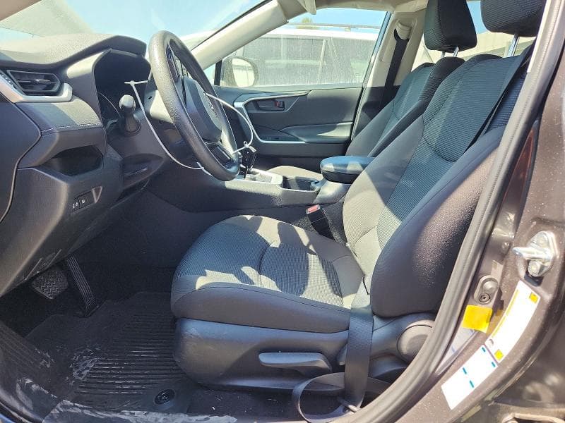 2022 TOYOTA RAV4 LE 7
