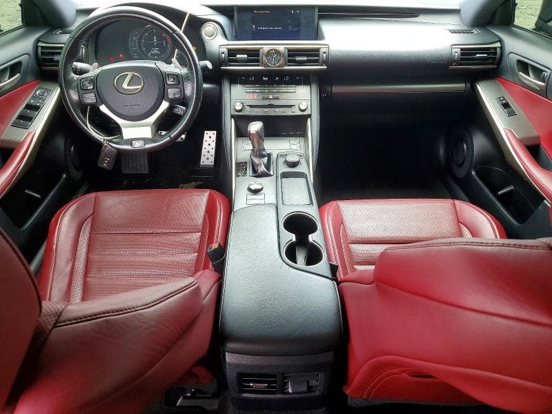 2018 LEXUS IS 300 8