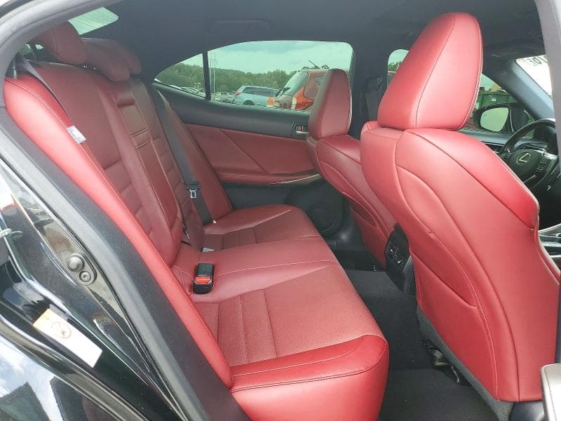 2018 LEXUS IS 300 10