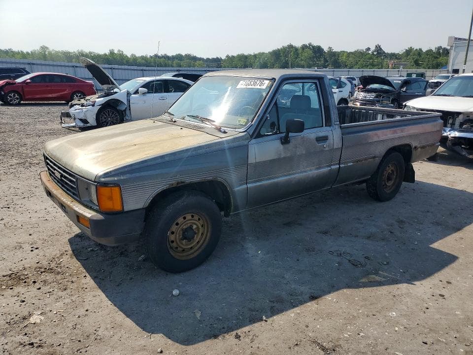 1986 TOYOTA PICKUP 1/2 TON RN55 DLX