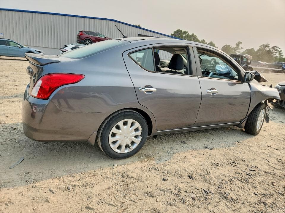 2019 NISSAN VERSA SV 3