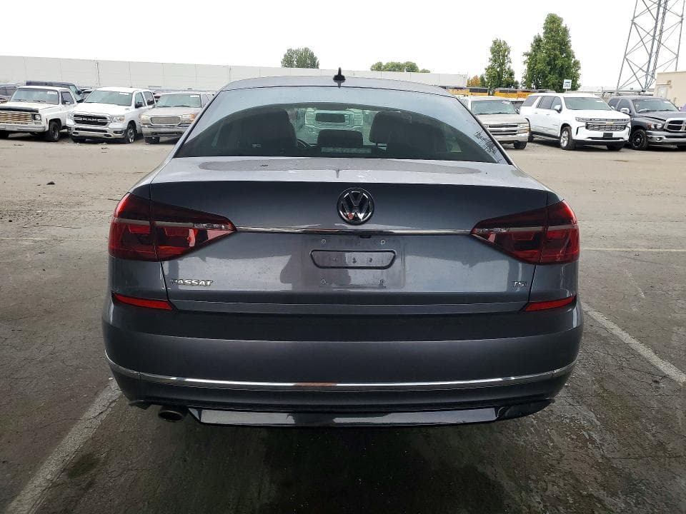 2017 VOLKSWAGEN PASSAT R-LINE 6