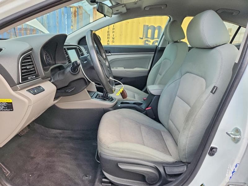 2017 HYUNDAI ELANTRA SE 7
