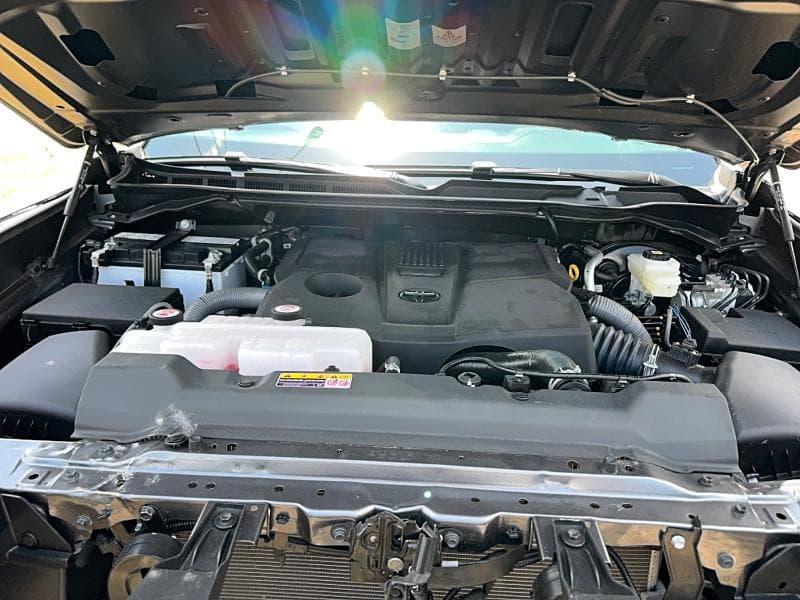 2026 TOYOTA TUNDRA SR SR 7