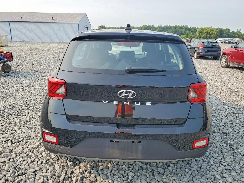 2020 HYUNDAI VENUE SE 6