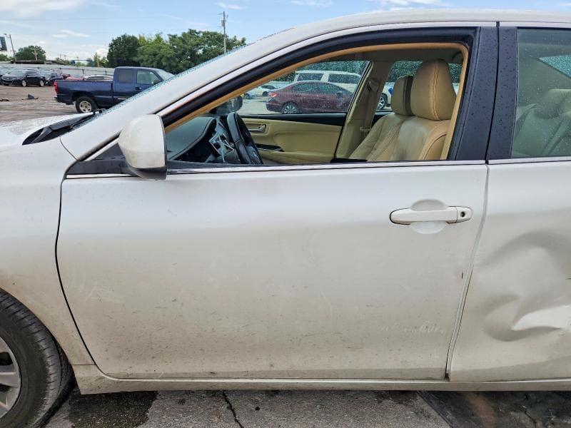 2017 TOYOTA CAMRY XLE 7