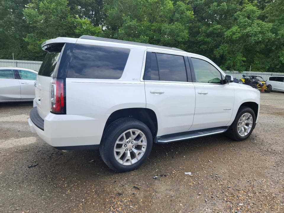 2017 GMC YUKON SLT 3