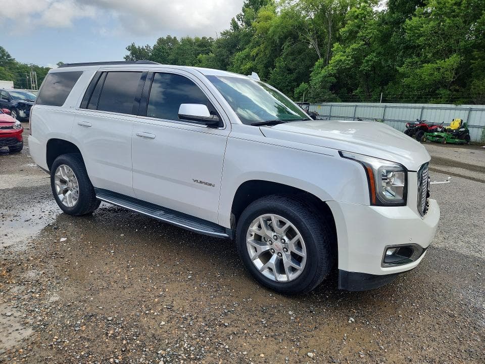 2017 GMC YUKON SLT 4