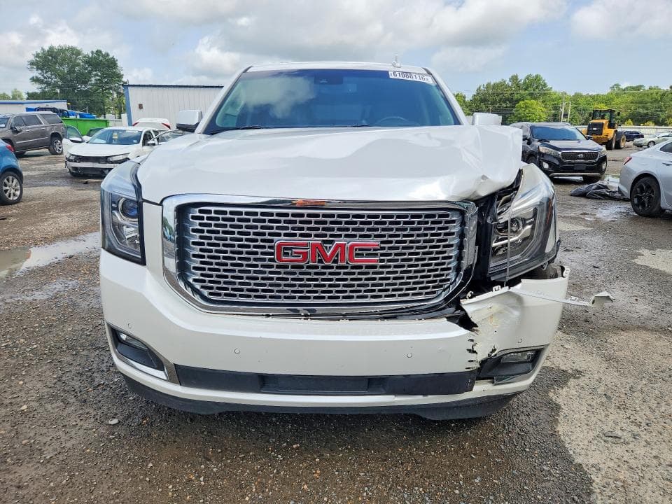 2017 GMC YUKON SLT 5