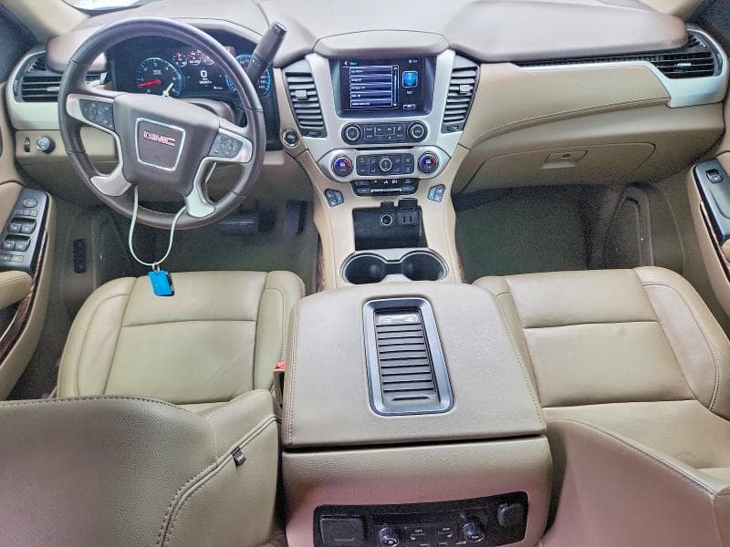 2017 GMC YUKON SLT 8