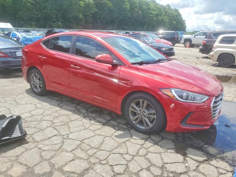 2017 HYUNDAI ELANTRA SE 4