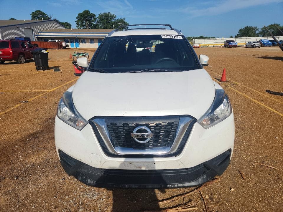 2018 NISSAN KICKS SV 5