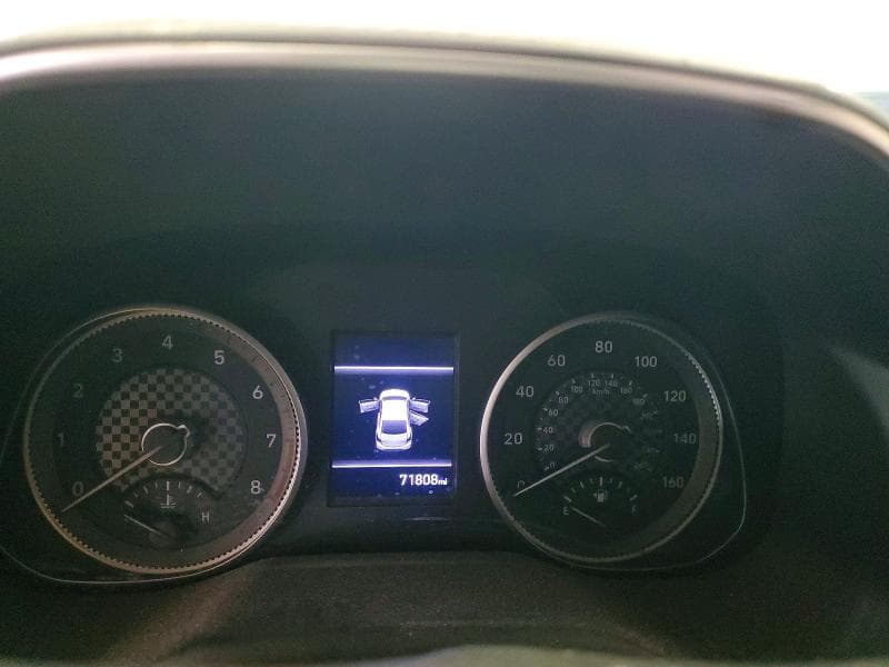 2020 HYUNDAI ELANTRA SEL 9