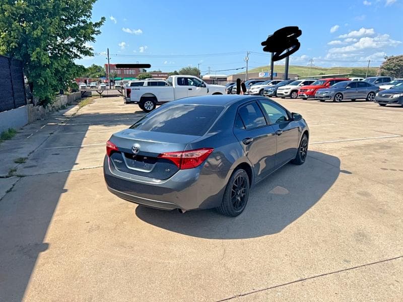 2017 TOYOTA COROLLA LE LE 4