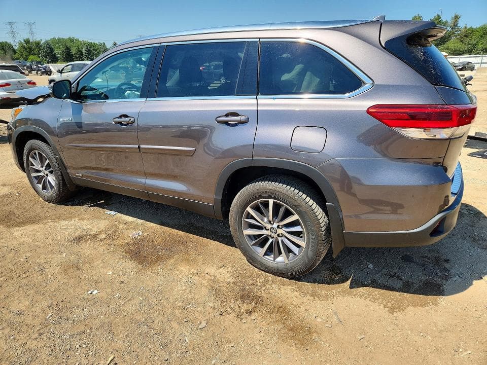 2019 TOYOTA HIGHLANDER HYBRID XLE 2