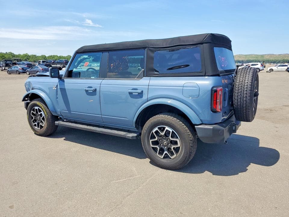 2024 FORD BRONCO OUTER BANKS 2