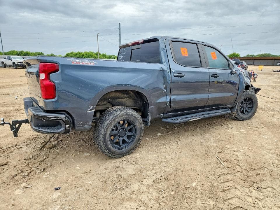 2020 CHEVROLET SILVERADO K1500 LT TRAIL BOSS 3
