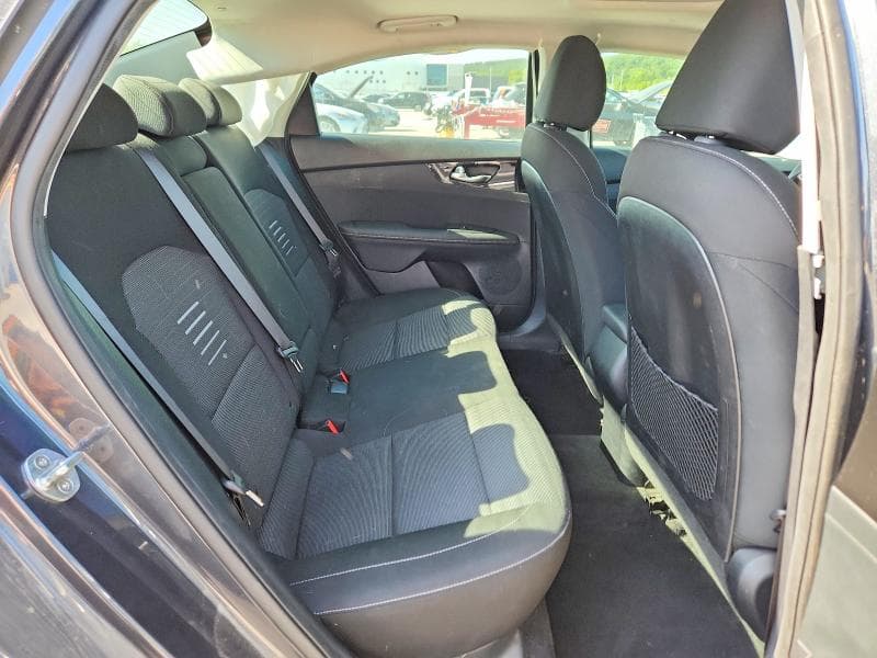 2019 KIA FORTE S 10