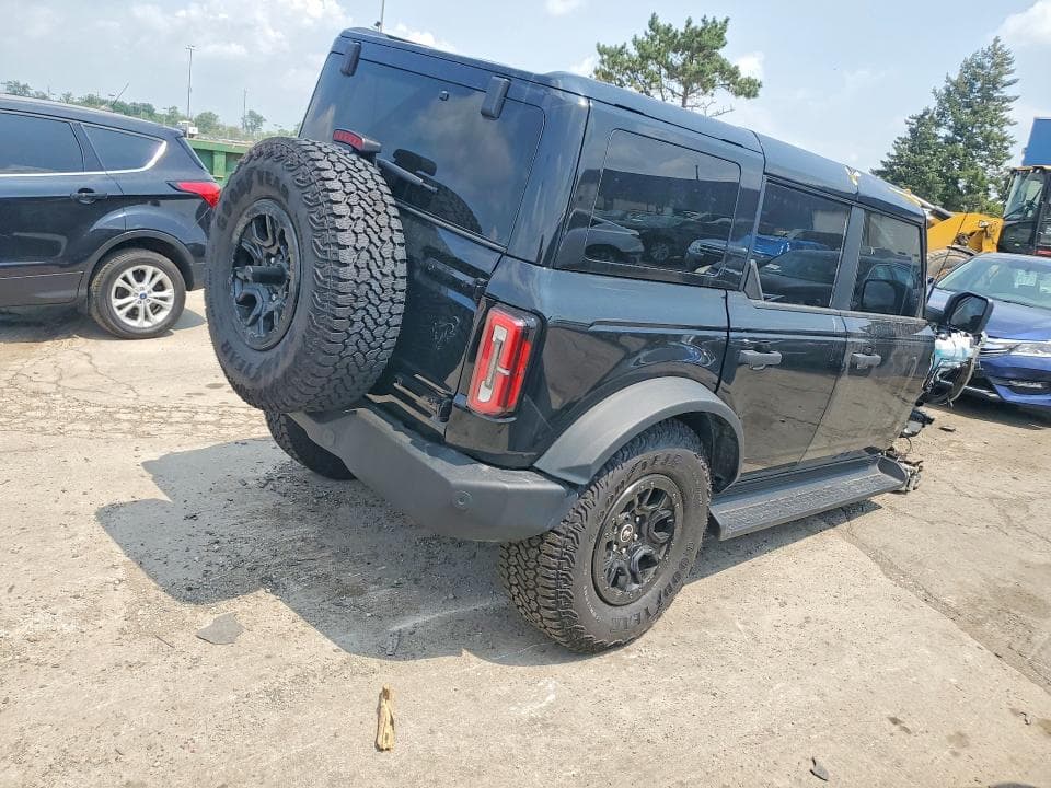 2025 FORD BRONCO OUTER BANKS 3