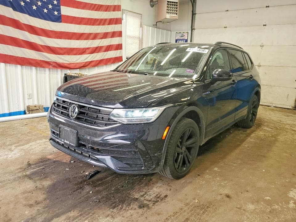 2024 VOLKSWAGEN TIGUAN SE R-LINE BLACK - 1