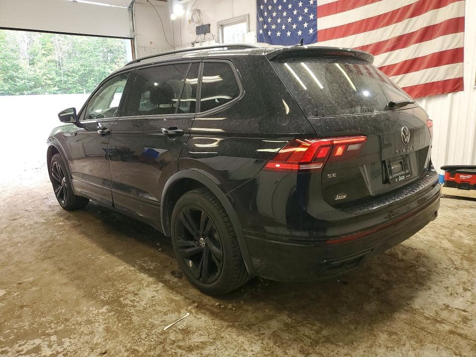 2024 VOLKSWAGEN TIGUAN SE R-LINE BLACK 2