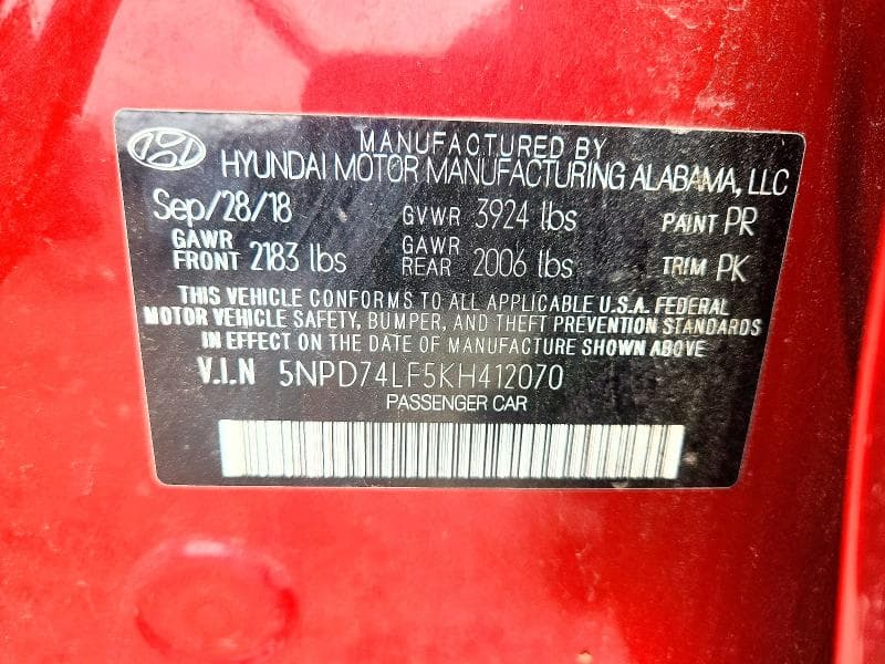 2019 HYUNDAI ELANTRA SE SE 12