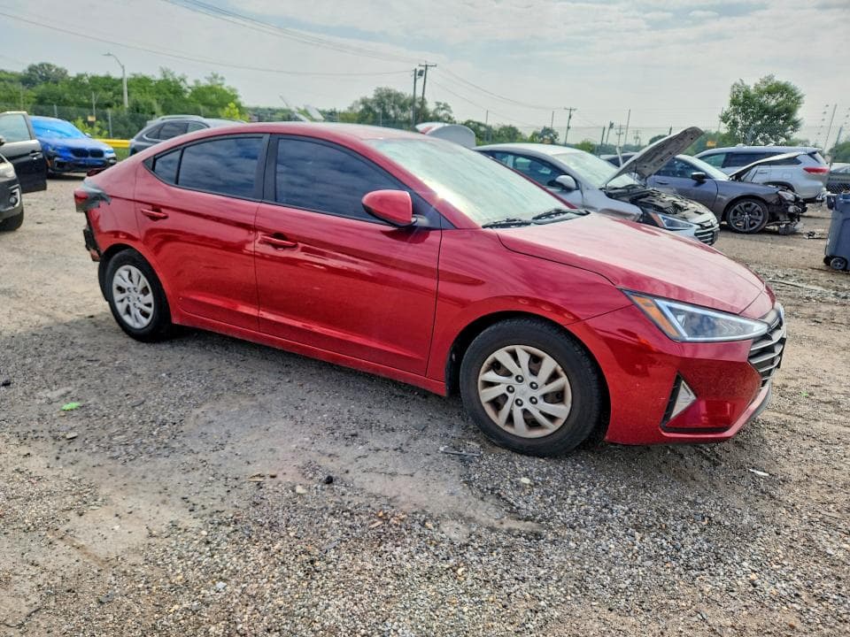 2019 HYUNDAI ELANTRA SE SE 4