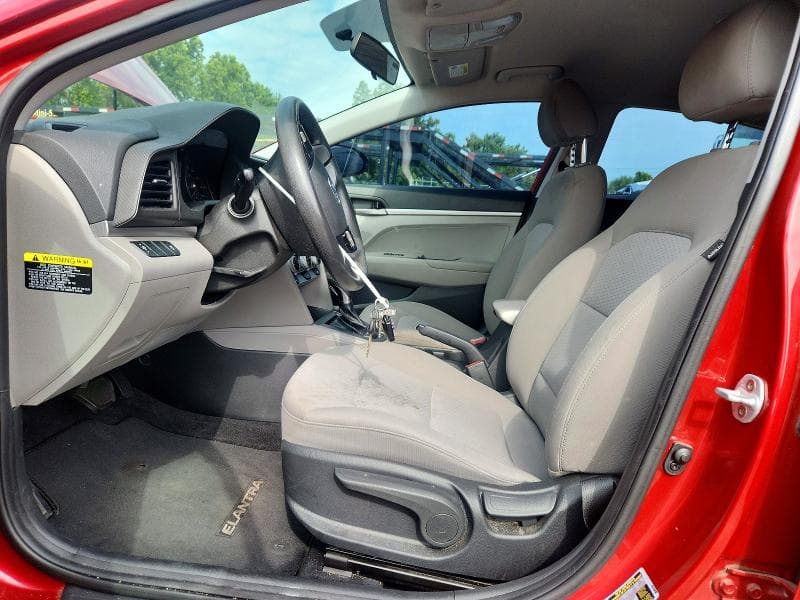 2019 HYUNDAI ELANTRA SE SE 7