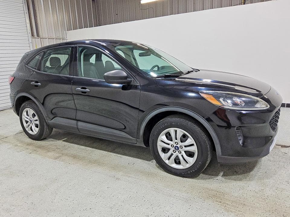 2021 FORD ESCAPE S 4