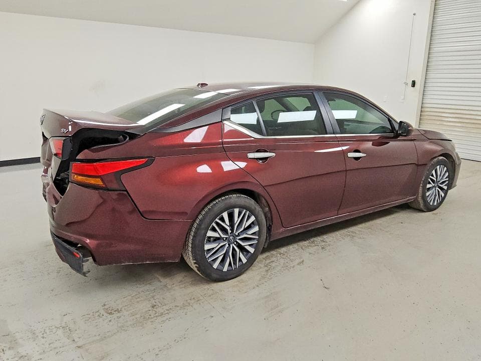 2023 NISSAN ALTIMA SV 3