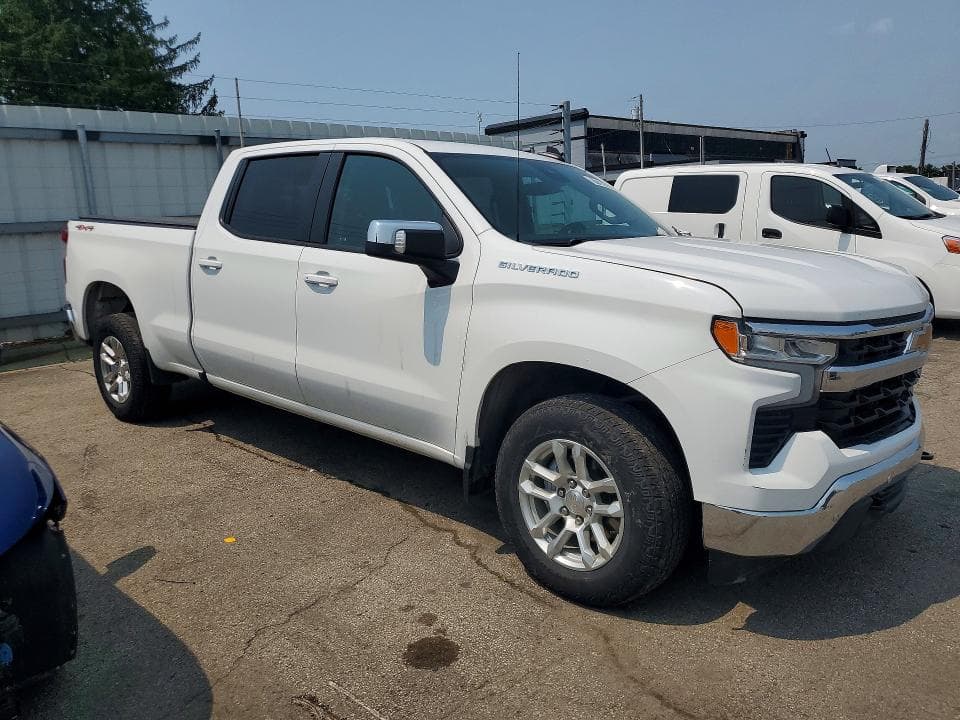 2024 CHEVROLET SILVERADO K1500 LT 4