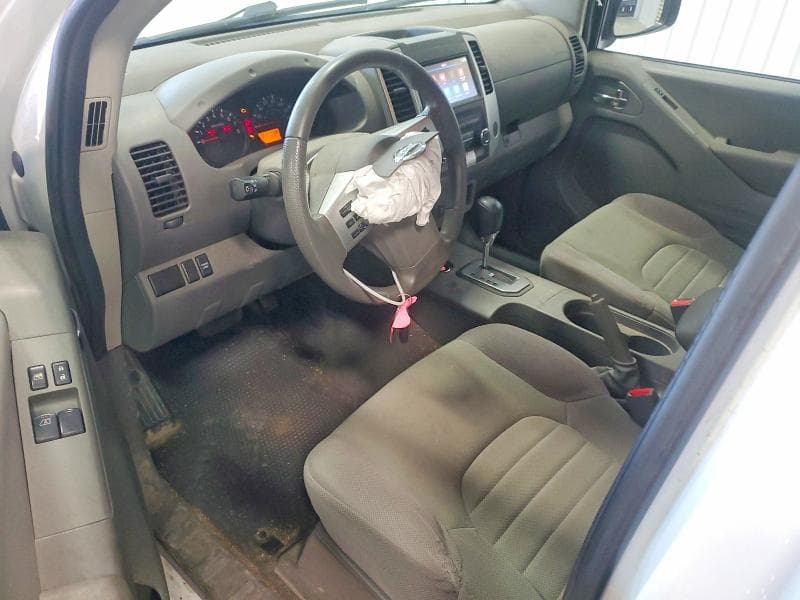 2021 NISSAN FRONTIER S 8
